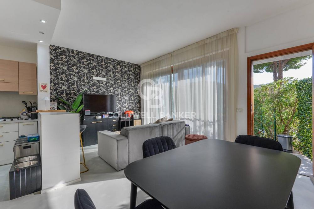 appartamento in vendita a Campo nell'Elba in zona La Pila