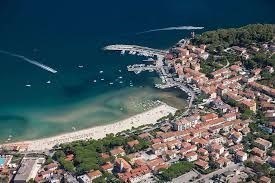 casa indipendente in vendita a Campo nell'Elba