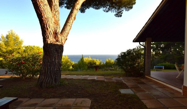 casa indipendente in vendita a Campo nell'Elba