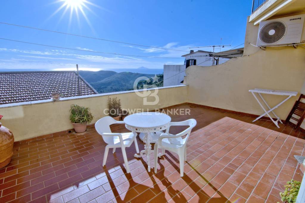 appartamento in vendita a Campo nell'Elba