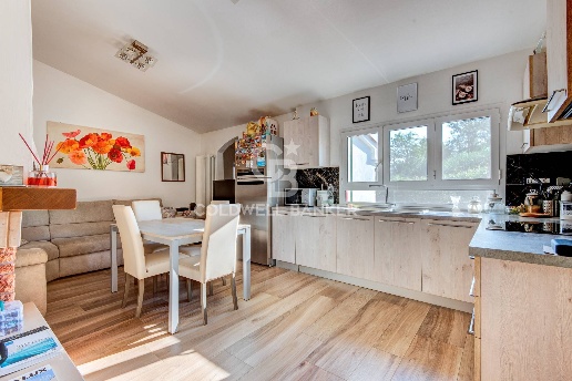 casa indipendente in vendita a Campo nell'Elba