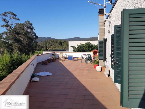 appartamento in vendita a Campo nell'Elba in zona La Pila