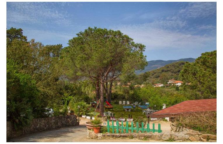 casa indipendente in vendita a Campo nell'Elba