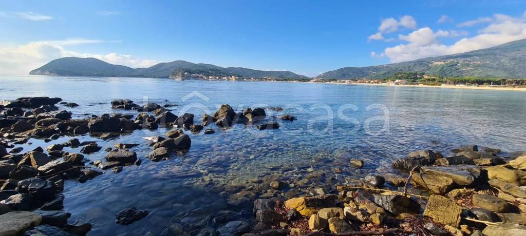 appartamento in vendita a Campo nell'Elba