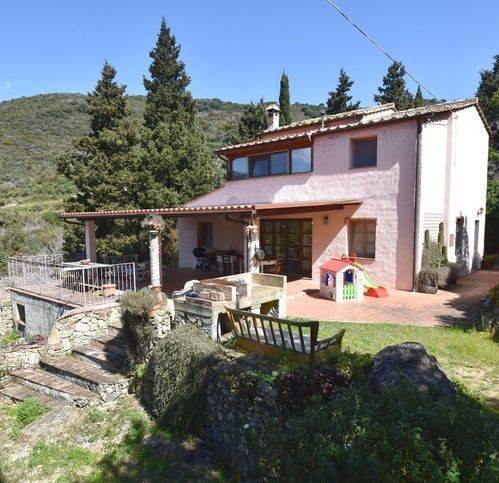 casa indipendente in vendita a Campo nell'Elba in zona La Pila