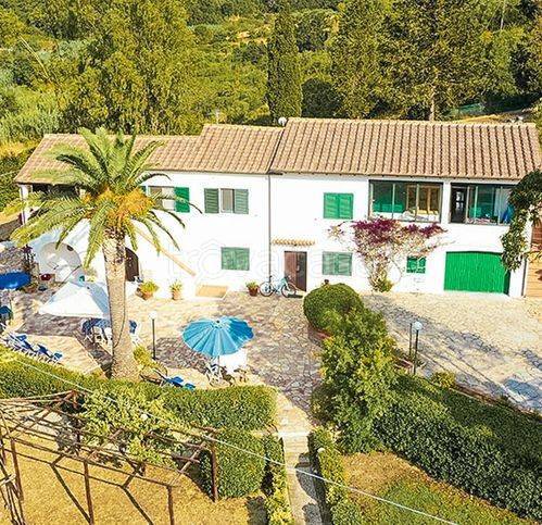 casa indipendente in vendita a Campo nell'Elba