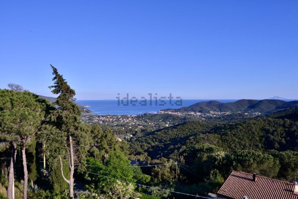 appartamento in vendita a Campo nell'Elba in zona Sant'Ilario