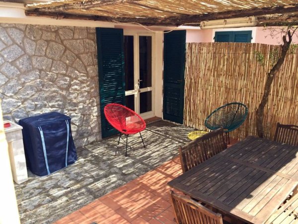 casa indipendente in vendita a Campo nell'Elba