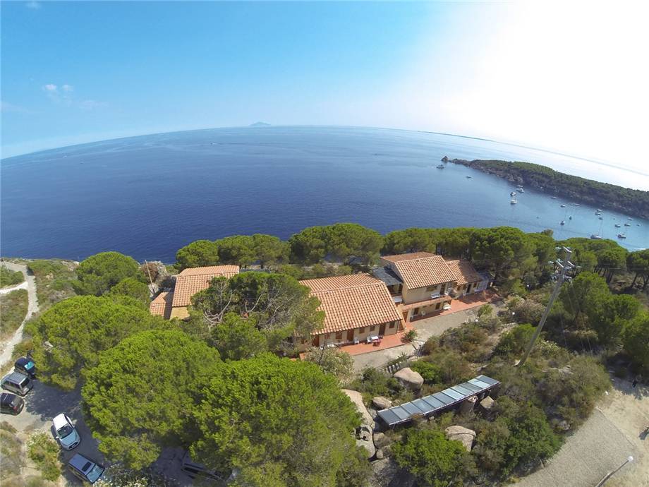 appartamento in vendita a Campo nell'Elba in zona Fetovaia