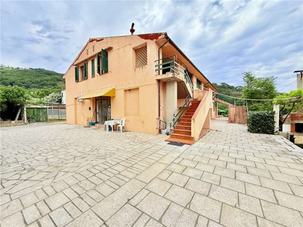appartamento in vendita a Campo nell'Elba