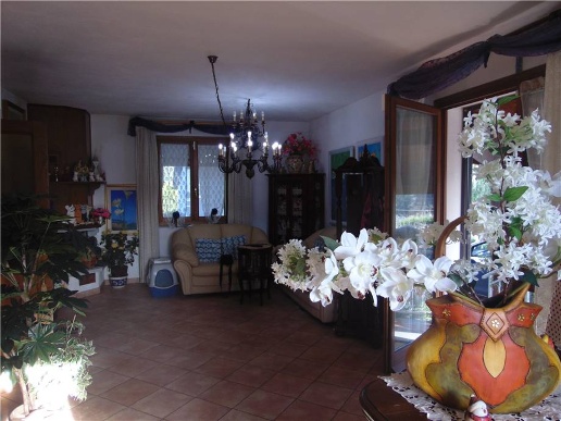 casa indipendente in vendita a Campo nell'Elba in zona La Pila