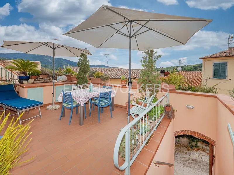 appartamento in vendita a Campo nell'Elba in zona La Pila