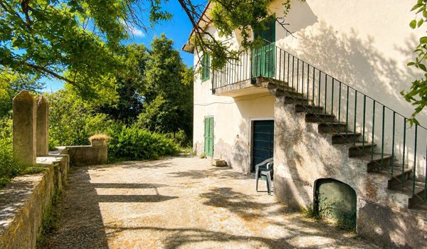 casa indipendente in vendita a Campo nell'Elba