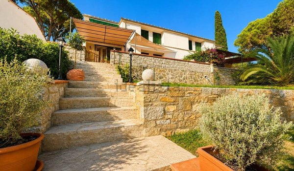 appartamento in vendita a Campo nell'Elba