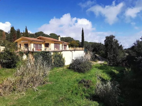 casa indipendente in vendita a Capoliveri