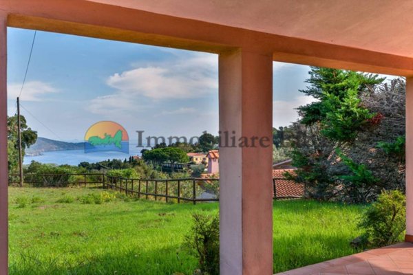 casa indipendente in vendita a Capoliveri