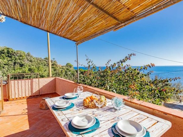 casa indipendente in vendita a Capoliveri
