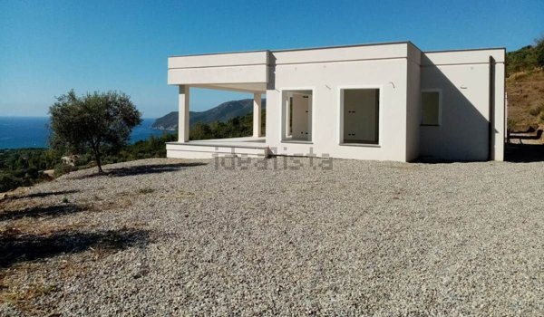 casa indipendente in vendita a Capoliveri in zona Lacona