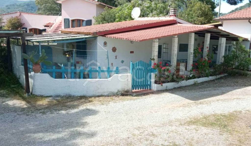 appartamento in vendita a Capoliveri in zona Lacona