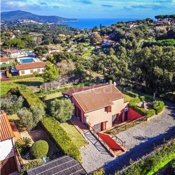 casa indipendente in vendita a Capoliveri in zona Pareti