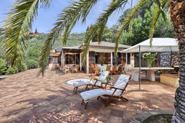 casa indipendente in vendita a Capoliveri in zona Morcone