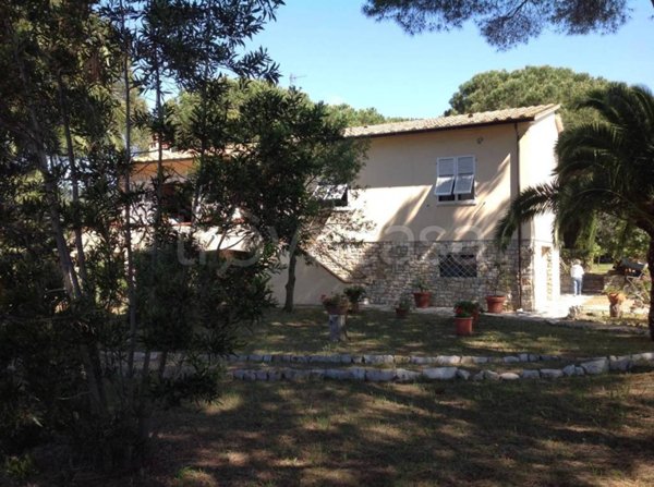 casa indipendente in vendita a Capoliveri