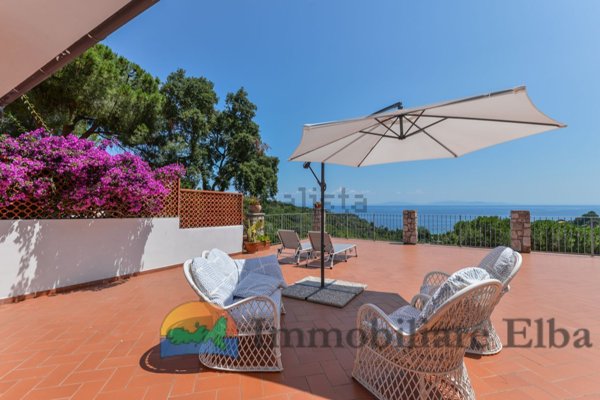 casa indipendente in vendita a Capoliveri