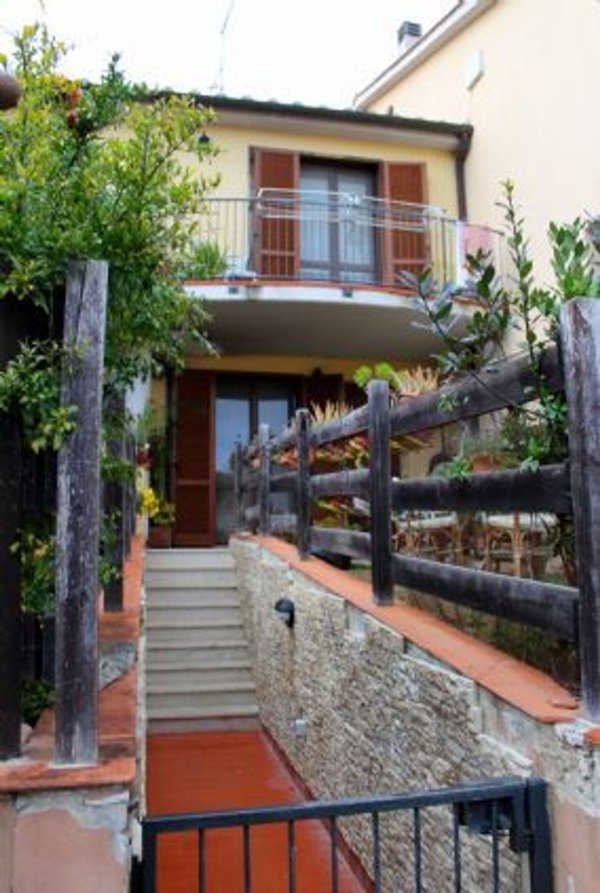 casa indipendente in vendita a Capoliveri