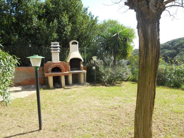 casa indipendente in vendita a Capoliveri