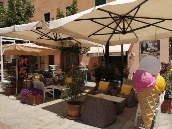 negozio in vendita a Capoliveri in zona Mola