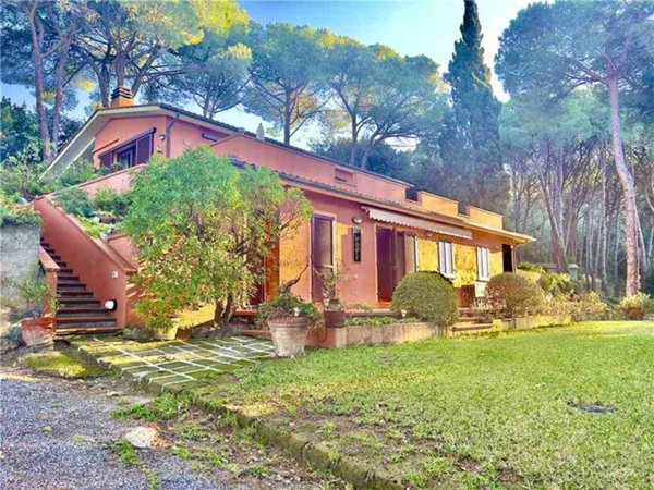 casa indipendente in vendita a Capoliveri