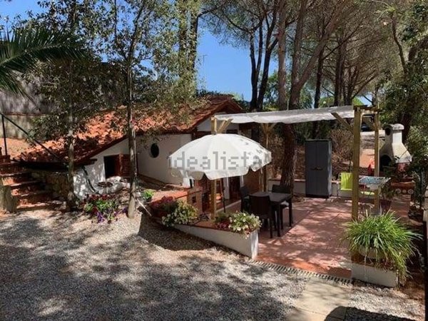 casa indipendente in vendita a Capoliveri in zona Naregno