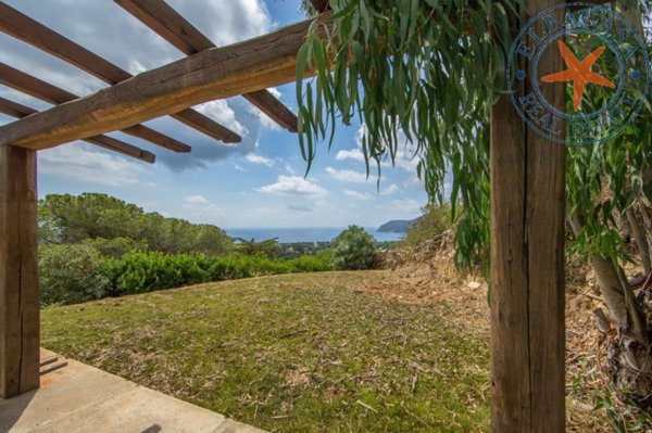 casa indipendente in vendita a Capoliveri in zona Lacona