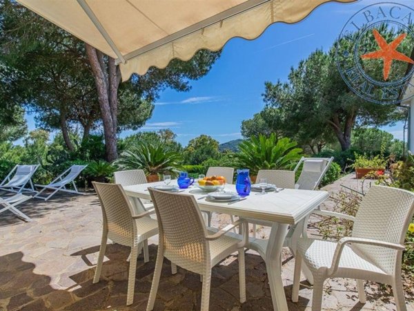 casa indipendente in vendita a Capoliveri in zona Lacona