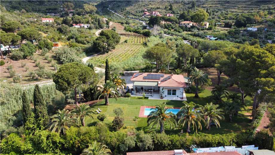 casa indipendente in vendita a Capoliveri in zona Lacona