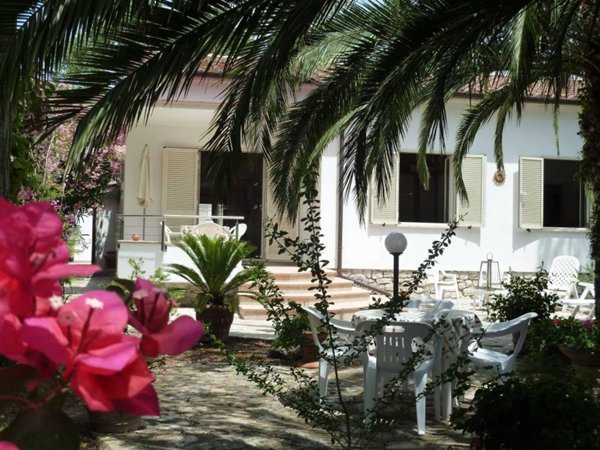 casa indipendente in vendita a Capoliveri in zona Lacona