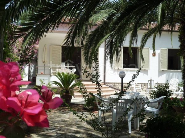 casa indipendente in vendita a Capoliveri in zona Lacona