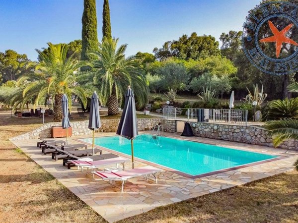 casa indipendente in vendita a Capoliveri
