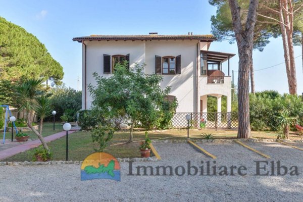 casa indipendente in vendita a Capoliveri in zona Naregno