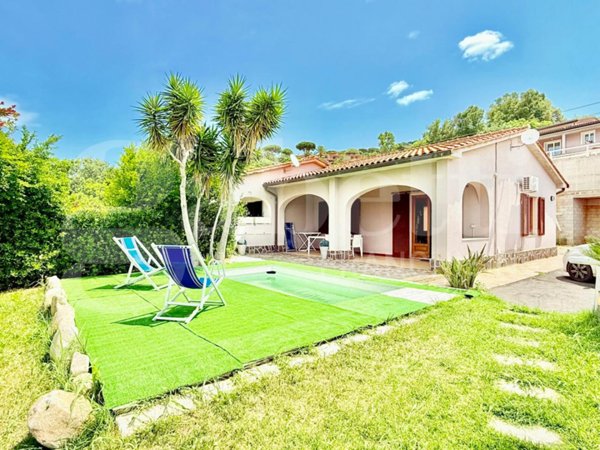 casa indipendente in vendita a Capoliveri in zona Madonna delle Grazie
