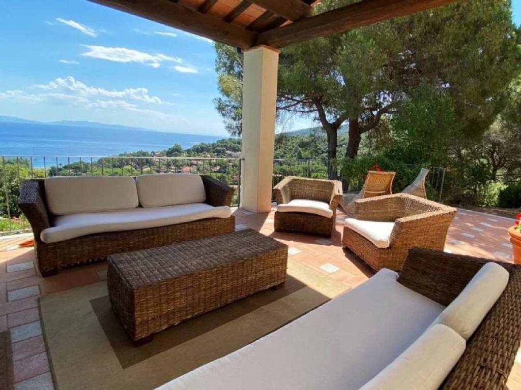 casa indipendente in vendita a Capoliveri