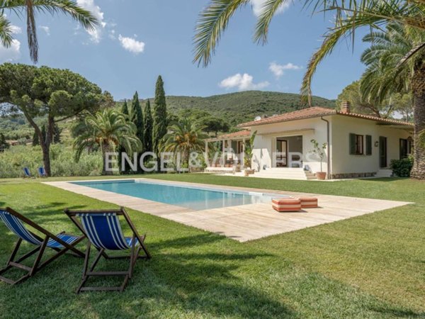 casa indipendente in vendita a Capoliveri in zona Lacona