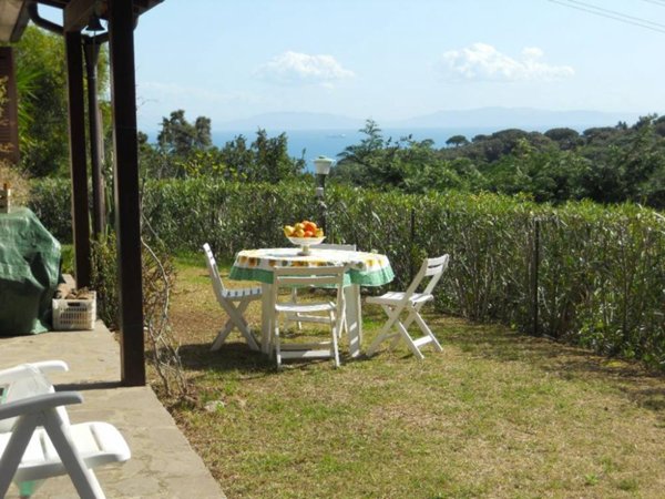 casa indipendente in vendita a Capoliveri