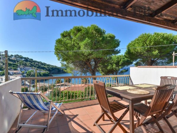 appartamento in vendita a Capoliveri in zona Pareti