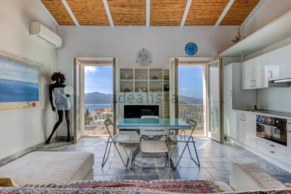 appartamento in vendita a Capoliveri