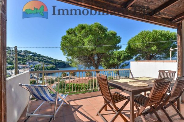 appartamento in vendita a Capoliveri in zona Pareti