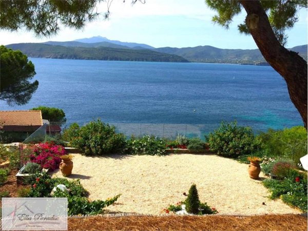 casa indipendente in vendita a Capoliveri in zona Madonna delle Grazie