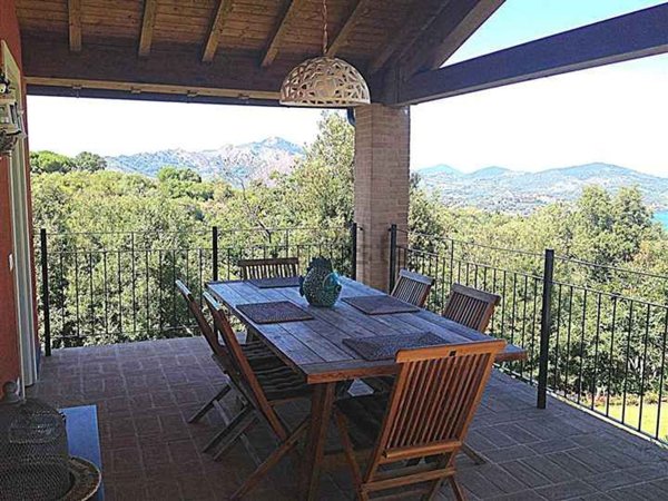 pentavano in vendita a Capoliveri