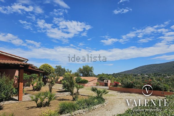 casa indipendente in vendita a Capoliveri