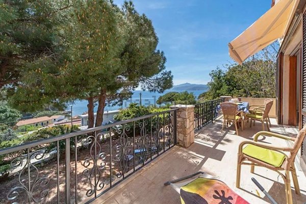 appartamento in vendita a Capoliveri in zona Innamorata